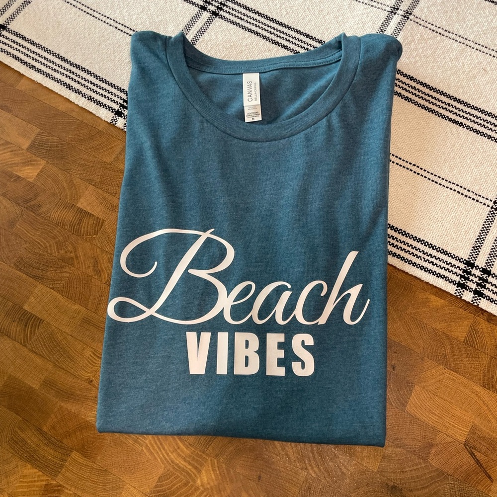 Beach Vibes Graphic Tee